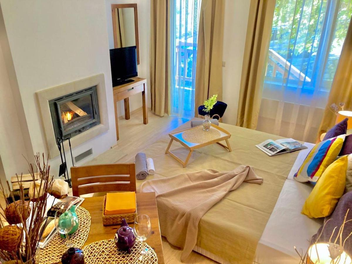 St. John Hill Bansko Apartment Bagian luar foto