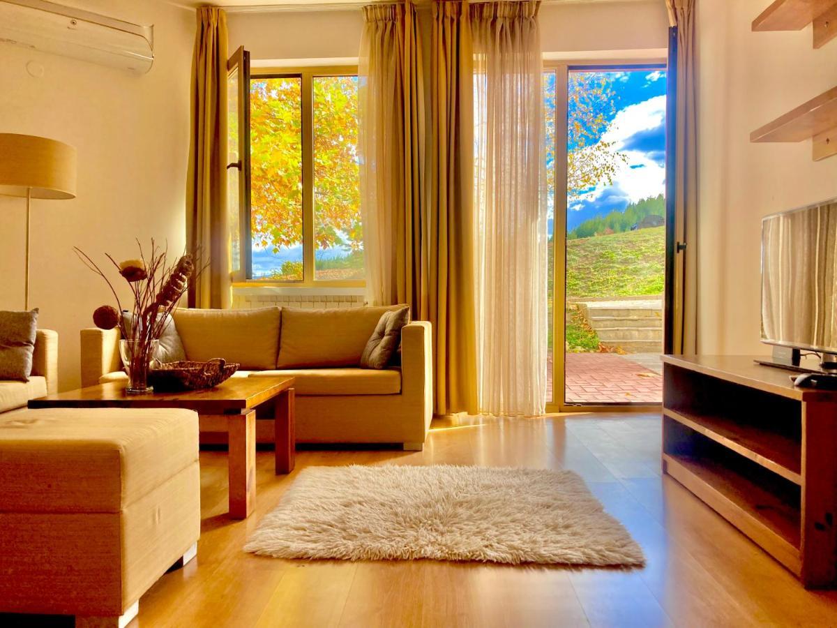 St. John Hill Bansko Apartment Bagian luar foto