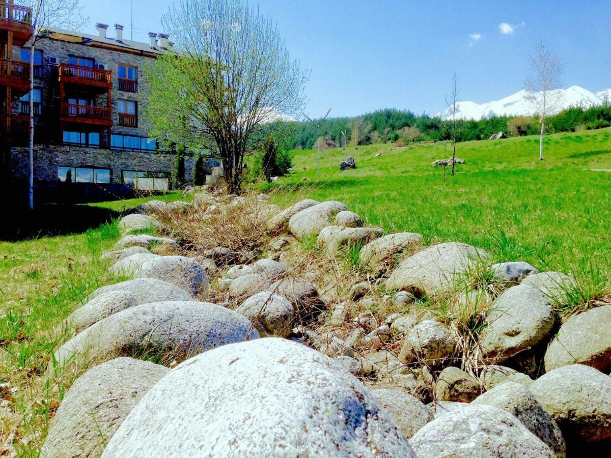 St. John Hill Bansko Apartment Bagian luar foto